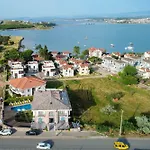 Cunda Rota 3*